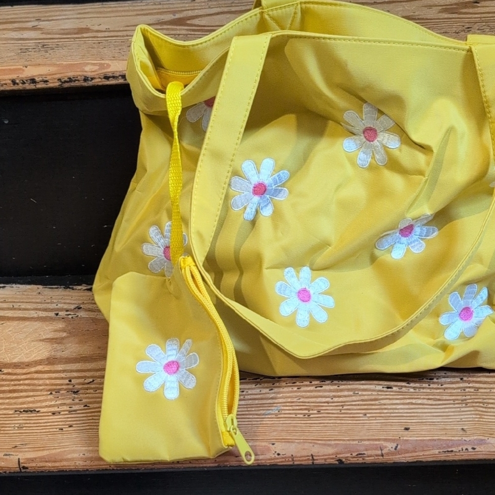 Yellow Daisy Tote Bag with Coin Pouch - Picture 4 of 11